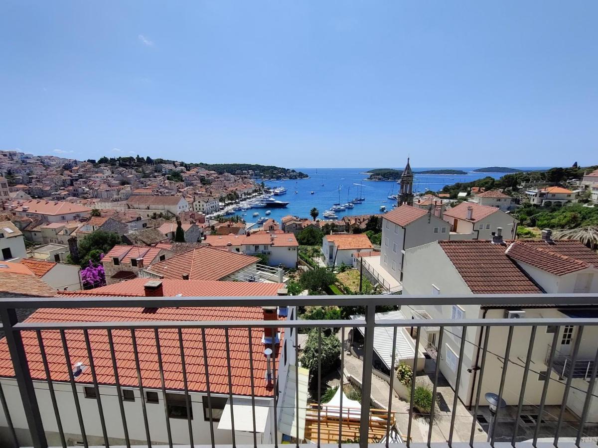 Brand New Apt W Balcony & Perfect Seaview At Center Hvar Town Exterior photo
