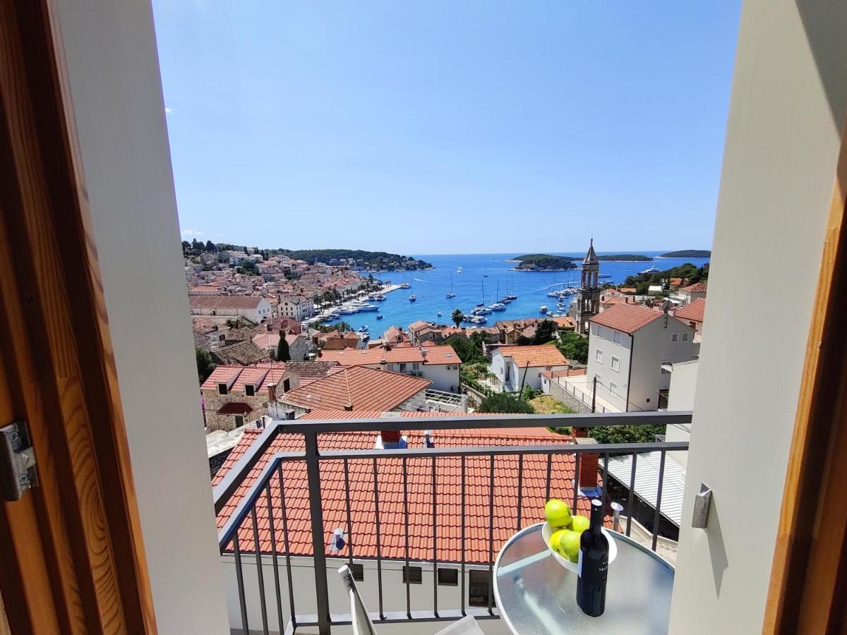 Brand New Apt W Balcony & Perfect Seaview At Center Hvar Town Exterior photo
