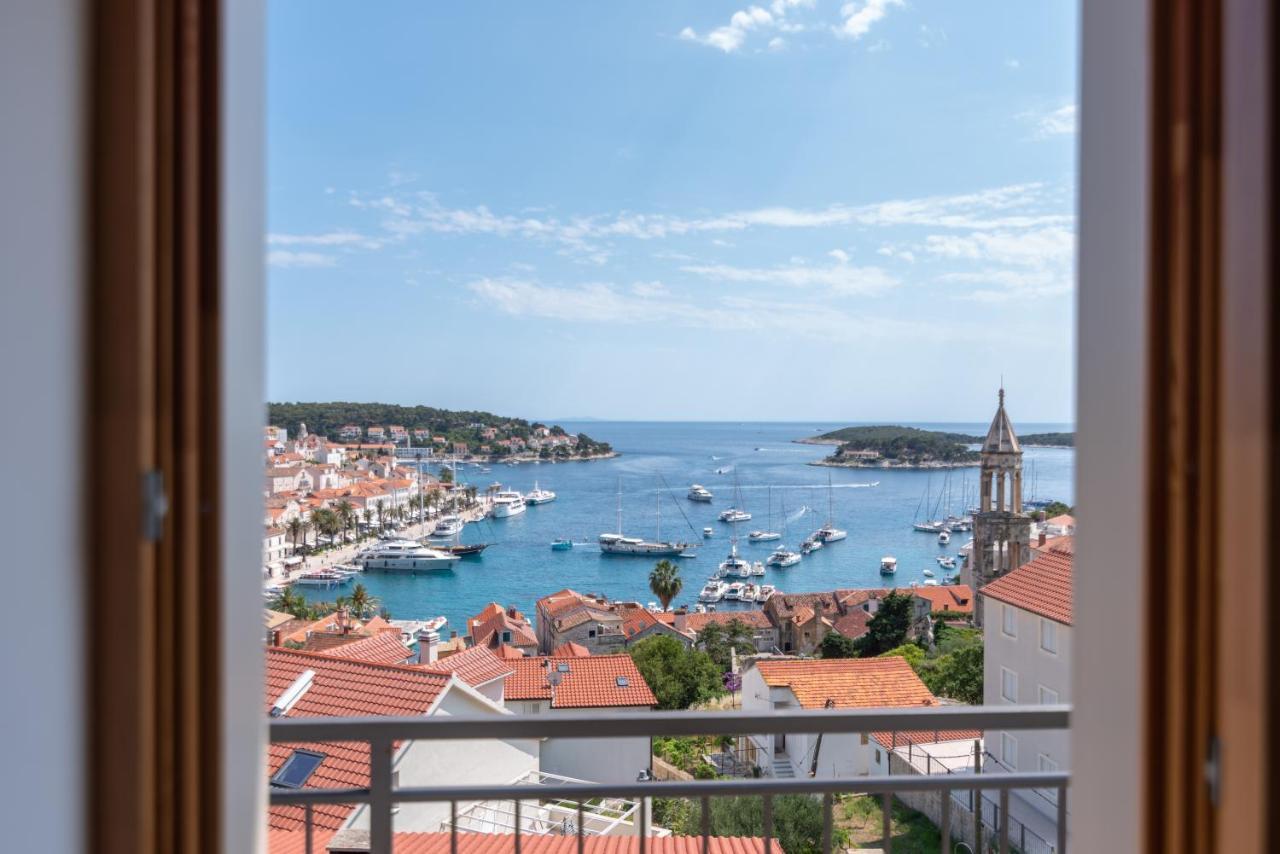 Brand New Apt W Balcony & Perfect Seaview At Center Hvar Town Exterior photo