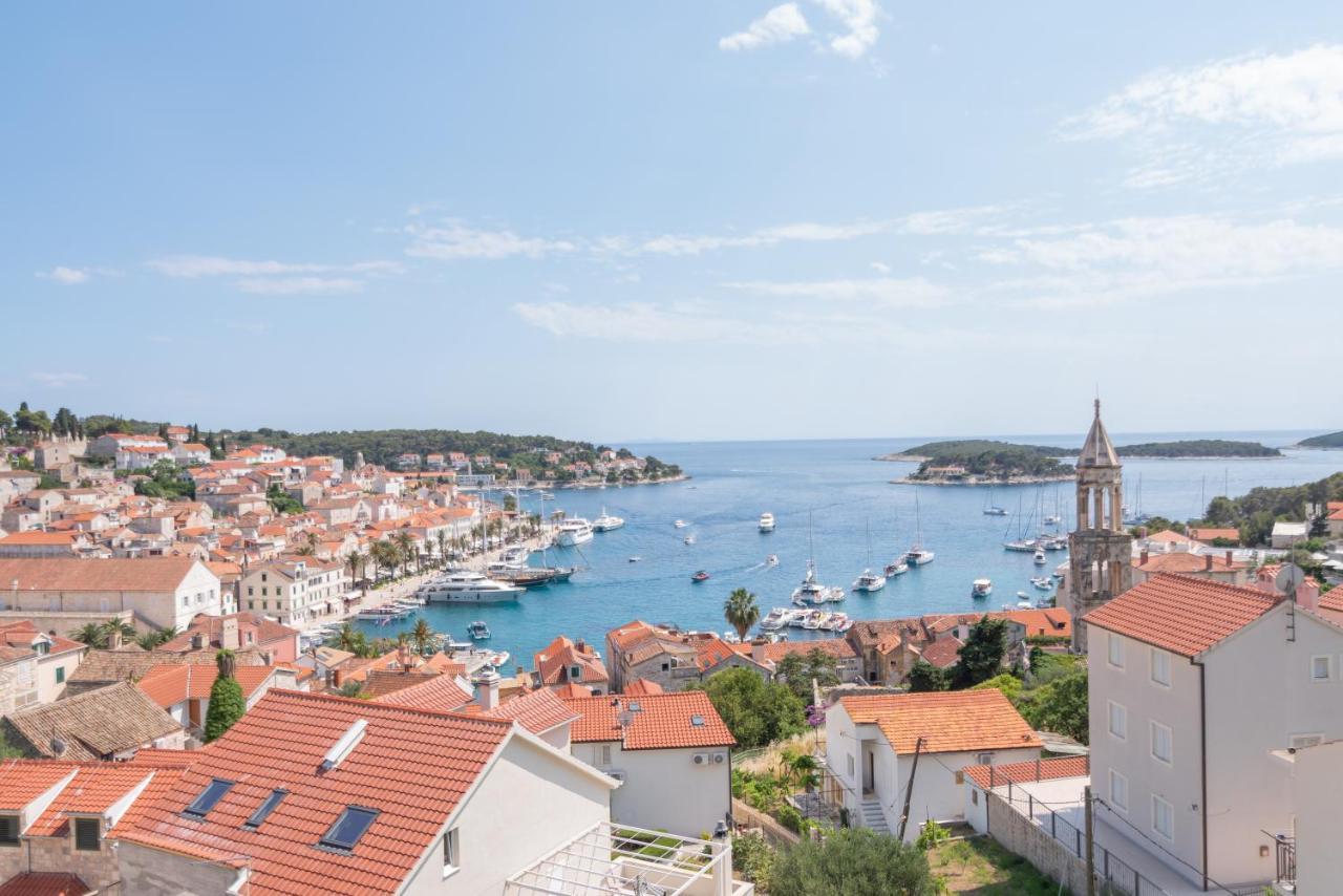 Brand New Apt W Balcony & Perfect Seaview At Center Hvar Town Exterior photo